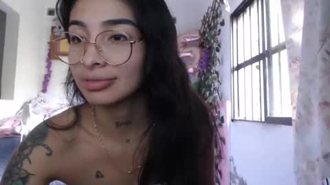 Snapshot of lilpalacio chatting on 12.13.24 lil palacio online show from 12.13.24