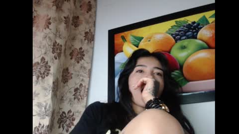 Snapshot of lilpalacio chatting on 01.22.25 lil palacio online show from 01.22.25