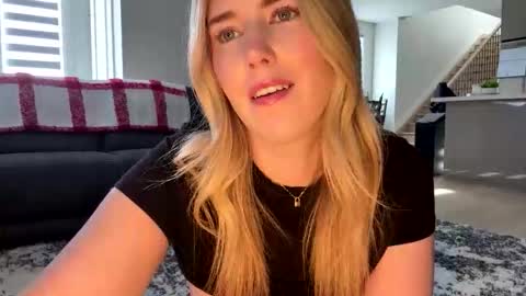 Ava online show from 04.09.26