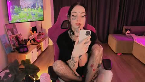 Snapshot of lilpresident chatting on 10.03.25 lilpresident online show from 10.03.25