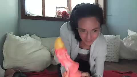 Snapshot of lilrosiedoll chatting on 10.24.25 Lilrosiedoll online show from 10.24.25