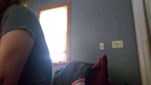 lilsirens11ut online show from 12.17.25