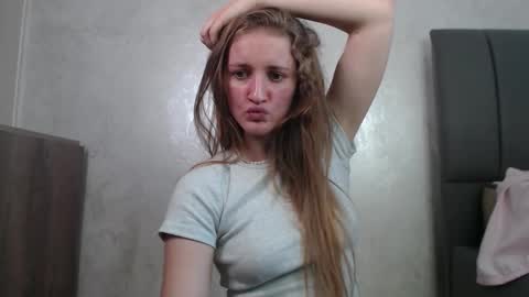 liltightbabe online show from 09.19.25