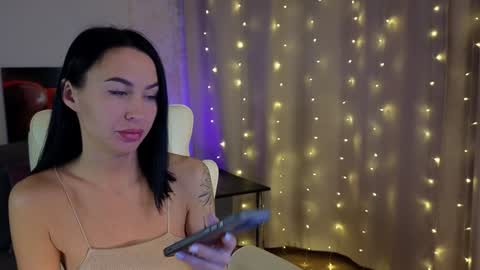 Lilu online show from 01.28.25