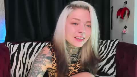 Little slave Kayden online show from 09.10.25