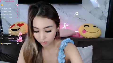 Lily online show from 03.06.25