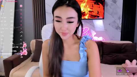 Lily online show from 09.12.25