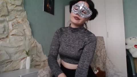 lily201100 online show from 10.04.25