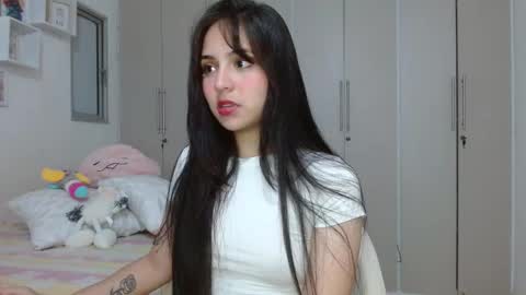 Snapshot of lily_crushx chatting on 01.07.25 Lirio online show from 01.07.25