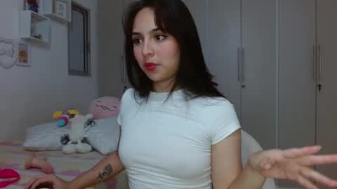Snapshot of lily_crushx chatting on 01.08.25 Lirio online show from 01.08.25