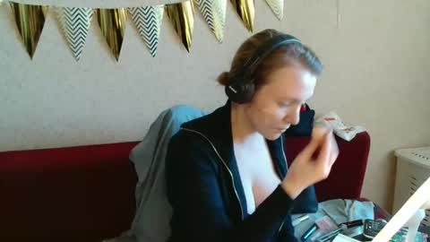 Snapshot of lily_dollyx chatting on 02.14.26 Lily dollyx online show from 02.14.26