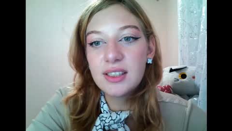 lily_ember online show from 09.17.25