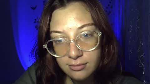 Snapshot of lily_ember chatting on 10.25.25 lily_ember online show from 10.25.25