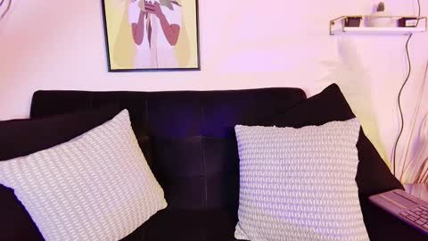 Lily Evans  online show from 09.17.25