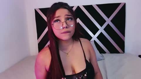 Lily Evans  online show from 10.03.25