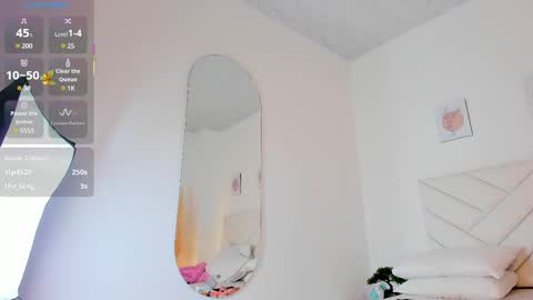   online show from 03.10.25