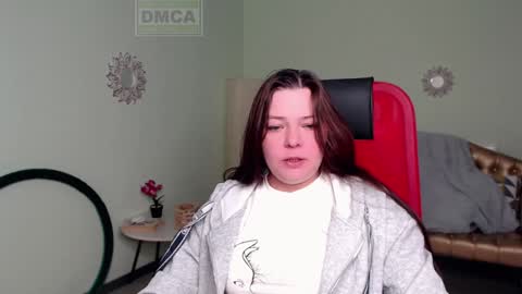 Lily online show from 01.27.25