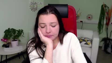 Lily online show from 10.13.25