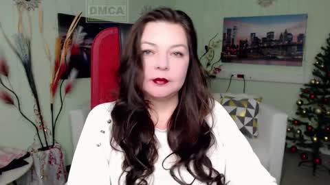 Lily online show from 12.18.25