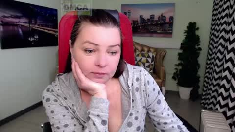 Lily online show from 04.23.26