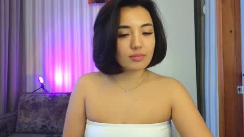 Lily online show from 09.18.25