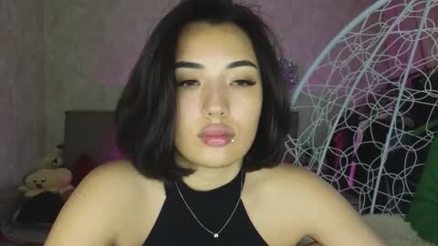 Snapshot of lily_foster_ chatting on 10.22.25 Lily online show from 10.22.25