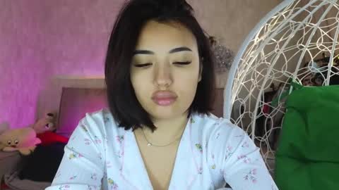 Snapshot of lily_foster_ chatting on 10.24.25 Lily online show from 10.24.25