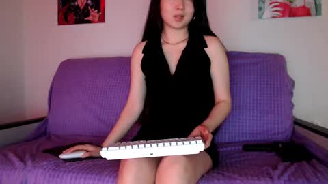 Snapshot of lily_litle chatting on 12.03.24 Lily Litle online show from 12.03.24