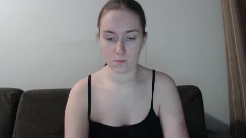 lily_love_x online show from 12.15.24