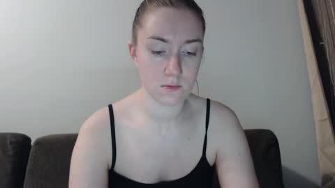 lily_love_x online show from 12.21.24