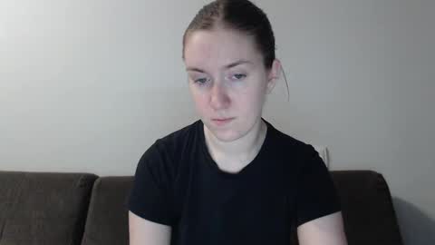 lily_love_x online show from 01.31.25
