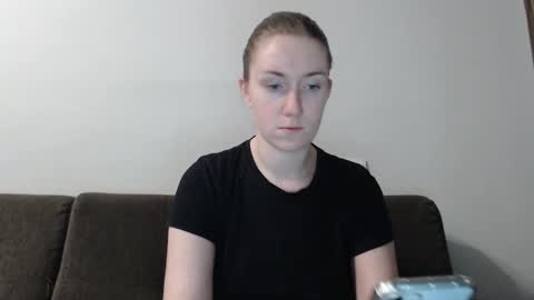 lily_love_x online show from 02.05.25