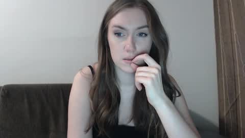 lily_love_x online show from 02.17.25