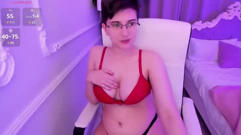 Snapshot of lily_merlin chatting on 02.28.25 Lily online show from 02.28.25