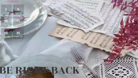 Snapshot of lily_merlin chatting on 10.18.25 Lily online show from 10.18.25