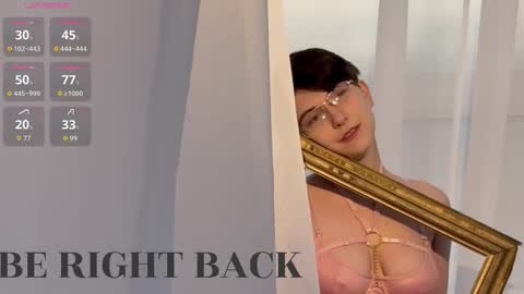 Snapshot of lily_merlin chatting on 11.02.25 Lily online show from 11.02.25