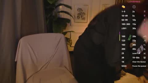 Lily online show from 04.04.26