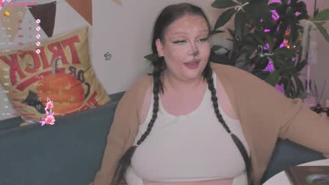 Lily online show from 10.30.25