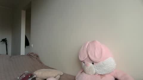 Snapshot of lilycandy_ chatting on 11.04.25 lilycandy_ online show from 11.04.25