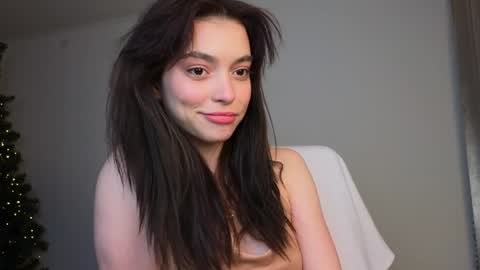 Lily   online show from 01.16.25