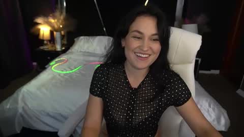 Lily online show from 11.04.25