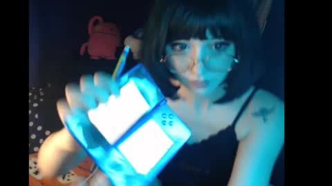 Snapshot of lilyimp chatting on 11.18.25 LUka online show from 11.18.25