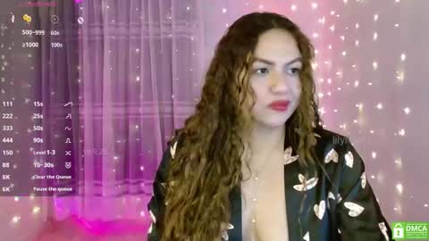 You can call me Li ... online show from 09.19.25