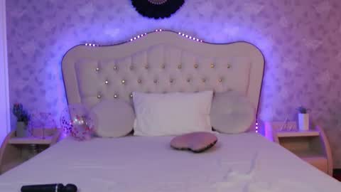      online show from 02.10.25