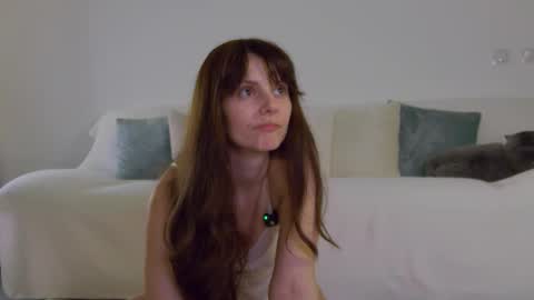 Lily online show from 02.16.26