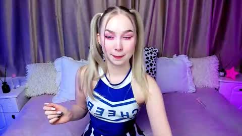 Lilian online show from 10.13.25