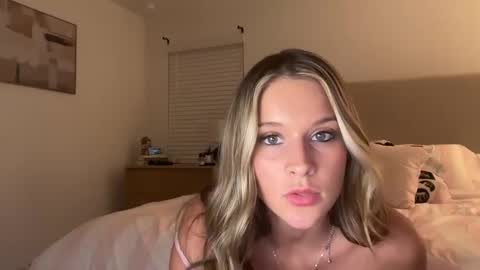 lilysummers21208 online show from 04.10.26