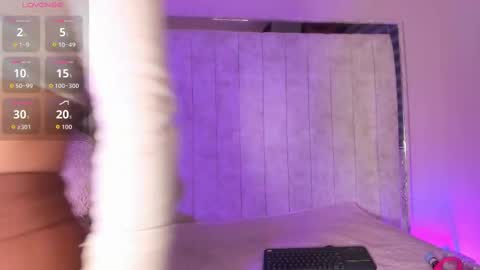 lilyth_7 online show from 10.09.25