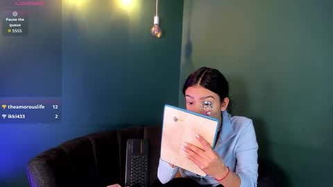 lilyth_7 online show from 10.15.25