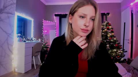 Lily online show from 12.29.24